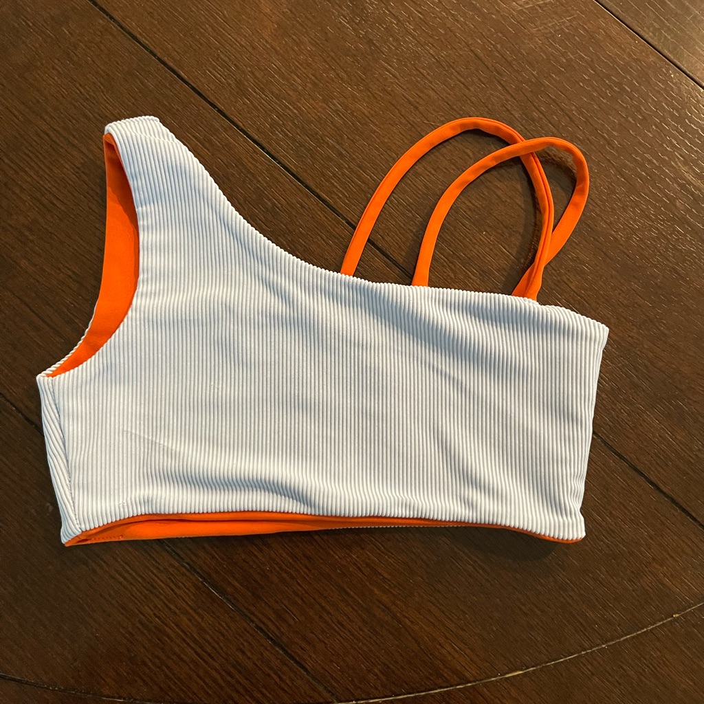 Tiger Friday May Reversible Ribbed Crop In Villa
